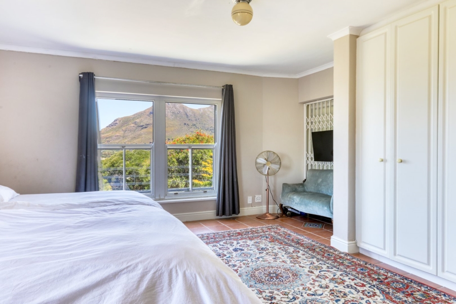 7 Bedroom Property for Sale in Crofters Valley Western Cape